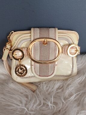 Juicy Couture Wristlet